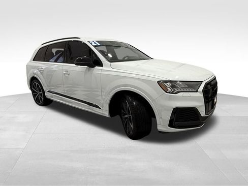 Used 2021 Audi SQ7 Premium Plus w/ Driver Assistance Package image 8
