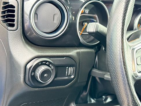 Used 2023 Jeep Wrangler Rubicon 392 w/ Dual Top Group image 11