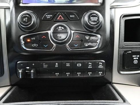 Used 2018 RAM 2500 Laramie w/ Sport Appearance Group AWD/4WD image 44