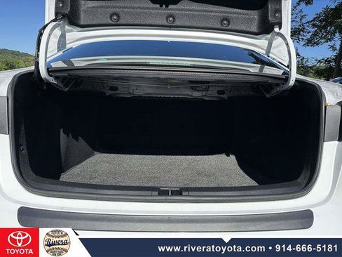 Certified 2023 Toyota Corolla SE w/ Carpet Mat Package (TMS) FWD image 14