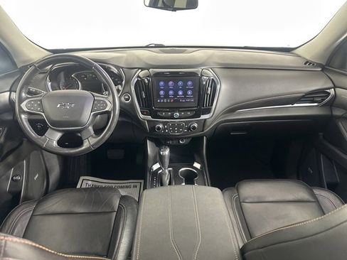 Used 2020 Chevrolet Traverse RS image 18