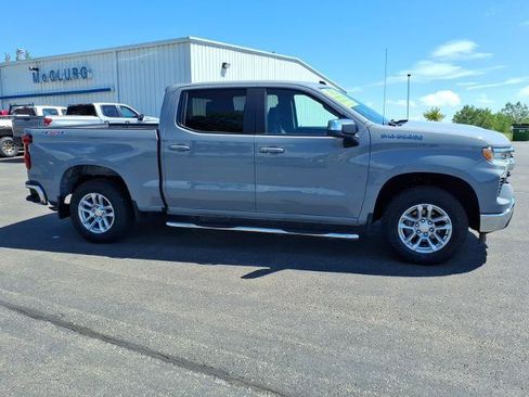 Used 2024 Chevrolet Silverado 1500 LT AWD/4WD image 4