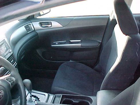 Used 2011 Subaru Impreza 2.5i image 12