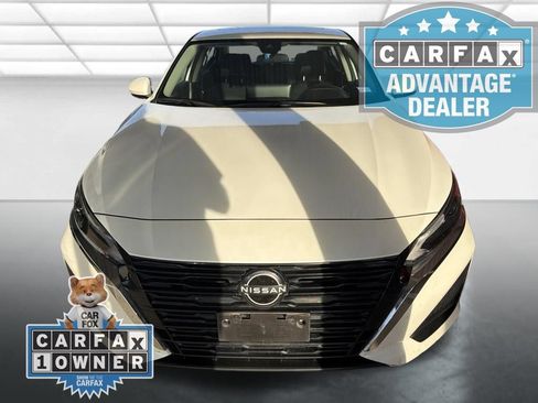 Used 2023 Nissan Altima 2.5 SV w/ SV Premium Package FWD image 7