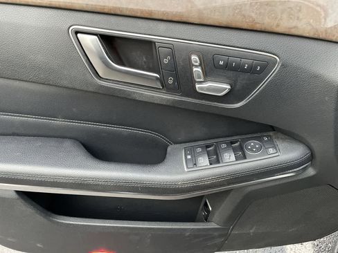 Used 2014 Mercedes-Benz E 350 E 350 Sport image 32