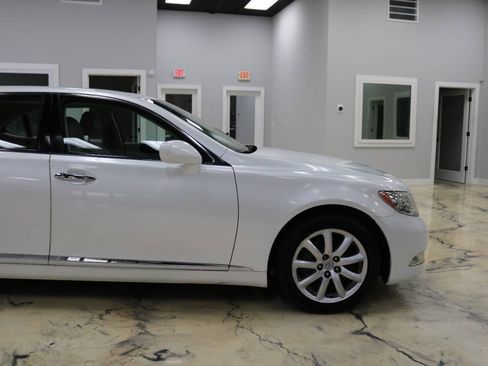 Used 2008 Lexus LS 460 L w/ Preferred Accessory Pkg RWD image 42