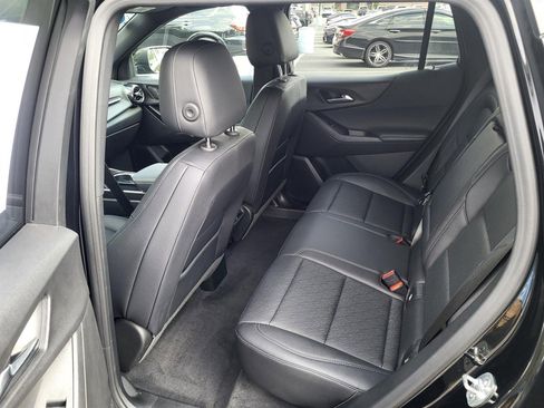 Used 2025 Chevrolet Equinox LT w/ Convenience Package II image 14