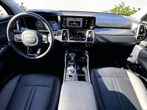 Used 2023 Kia Sorento SX image 15