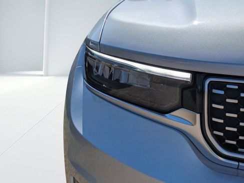 New 2025 Jeep Grand Cherokee L Summit image 8