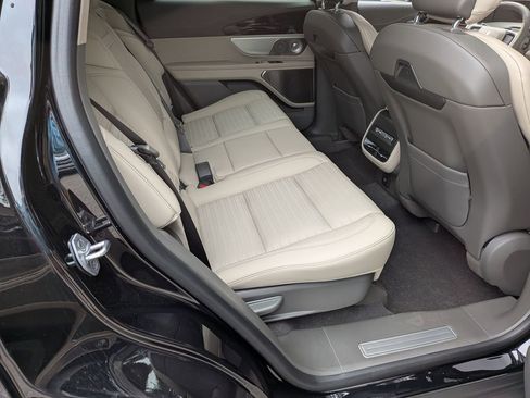 New 2025 Lincoln Nautilus Reserve image 34