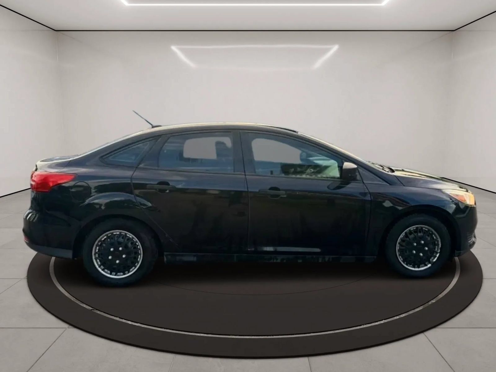 Used 2017 Ford Focus S FWD image 8