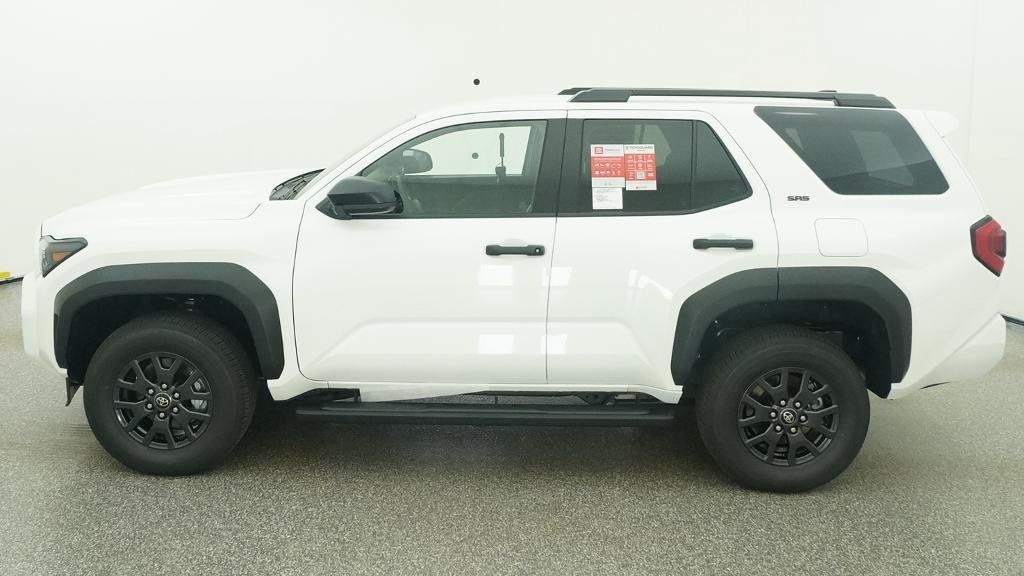 New 2026 Toyota 4Runner SR5 AWD/4WD image 3