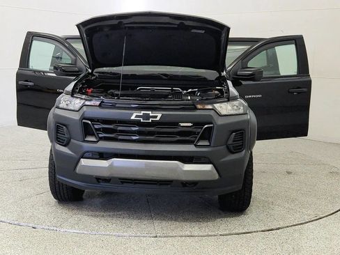 Used 2026 Chevrolet Colorado Trail Boss AWD/4WD image 10