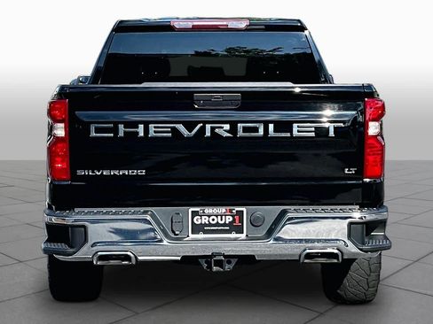 Used 2021 Chevrolet Silverado 1500 LT w/ Z71 Off-Road Package AWD/4WD image 5