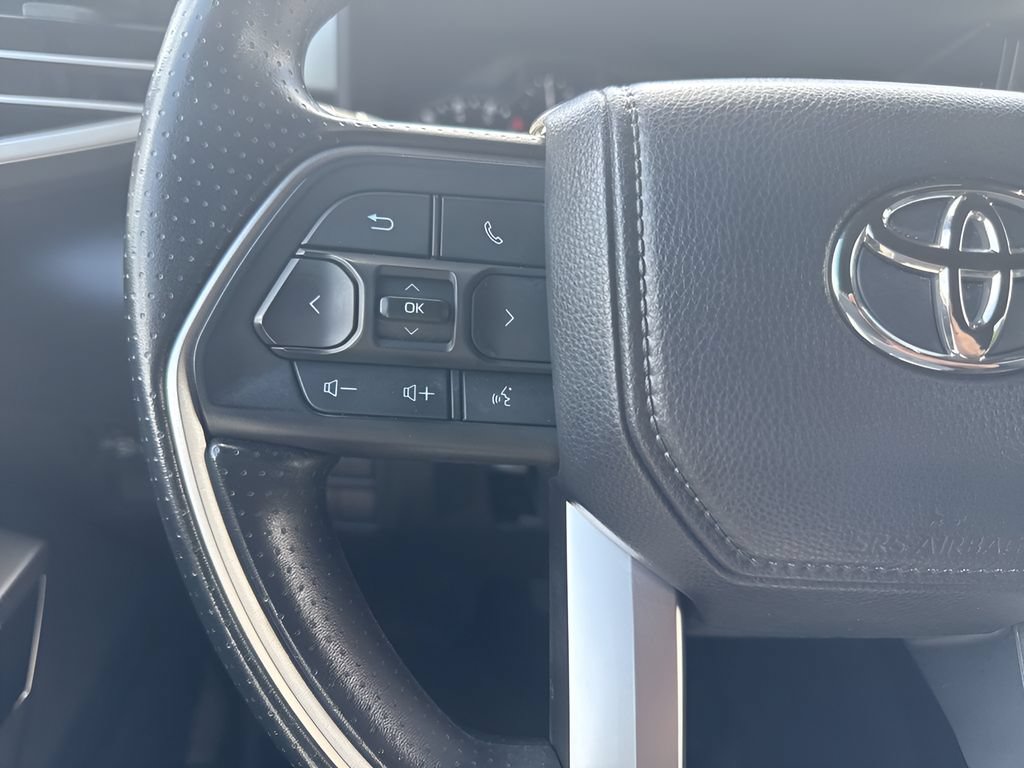 Used 2025 Toyota Tundra SR5 AWD/4WD image 13