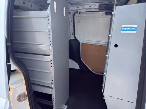 Used 2018 Ford Transit Connect XL FWD image 21