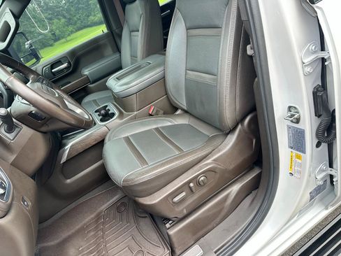 Used 2022 GMC Sierra 3500 Denali w/ Denali Ultimate Package AWD/4WD image 14