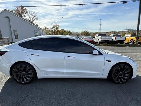 Used 2022 Tesla Model 3 Performance image 6