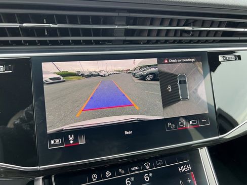 Certified 2025 Audi Q7 3.0T Prestige w/ Prestige Package image 29