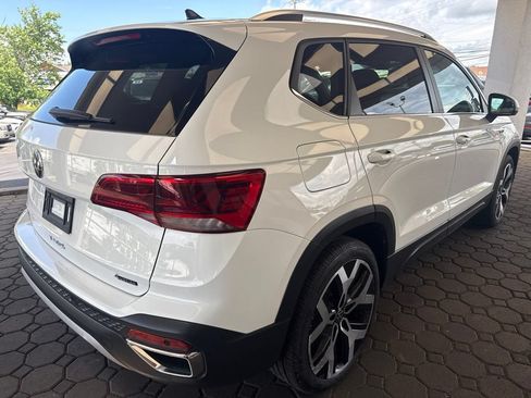 Used 2022 Volkswagen Taos SEL AWD/4WD image 6