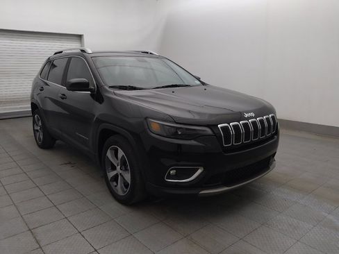 Used 2019 Jeep Cherokee Limited image 13