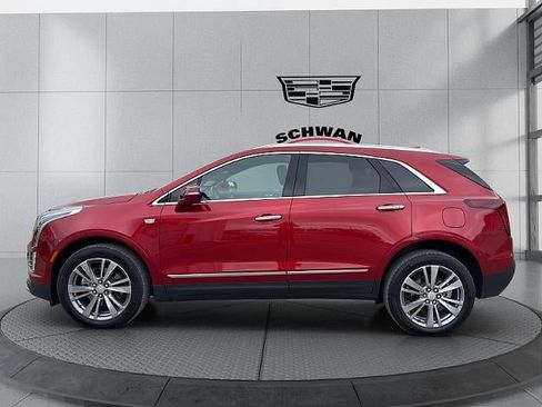 Used 2025 Cadillac XT5 Premium Luxury w/ Technology Package AWD/4WD image 7
