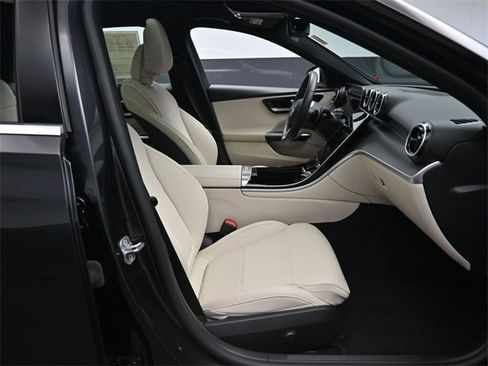 Used 2024 Mercedes-Benz C 300 Sedan image 27