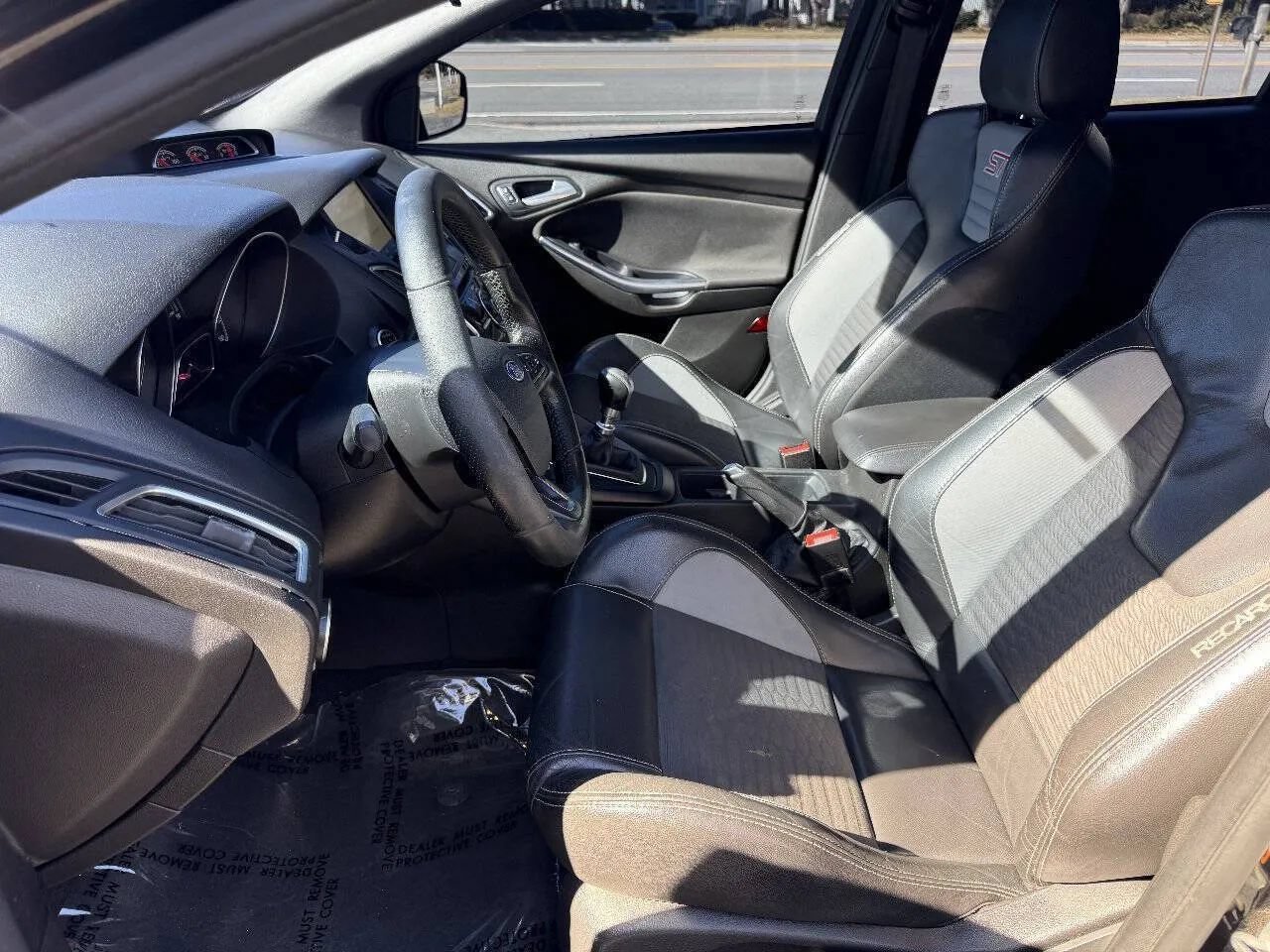 Used 2016 Ford Focus ST w/ Equipment Group 401A FWD image 15