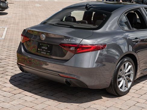 Used 2023 Alfa Romeo Giulia Sprint image 7