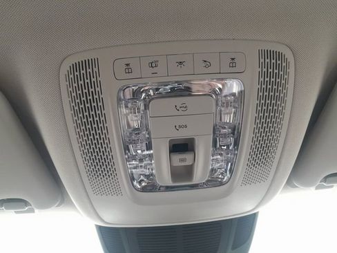 Used 2024 Mercedes-Benz GLE 350 4MATIC image 13