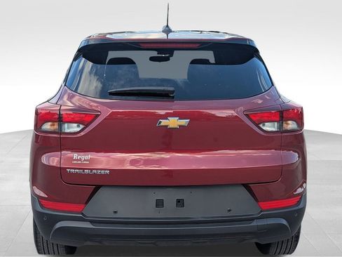 Certified 2025 Chevrolet TrailBlazer LS w/ LS Convenience Package image 4