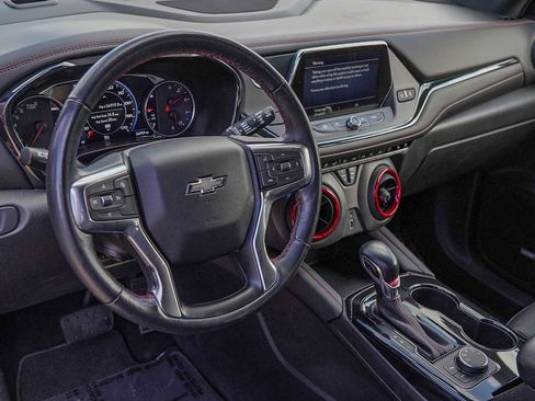 Used 2022 Chevrolet Blazer RS w/ Enhanced Convenience Package image 9