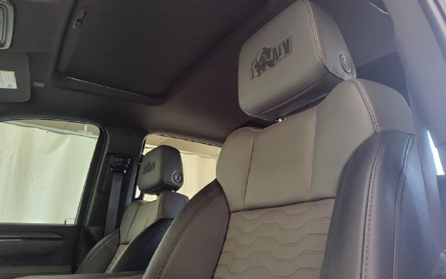Used 2025 Chevrolet Silverado 2500 ZR2 w/ ZR2 Bison Edition AWD/4WD image 11