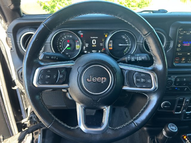 Used 2023 Jeep Wrangler Unlimited Sahara w/ Cold Weather Group AWD/4WD image 22