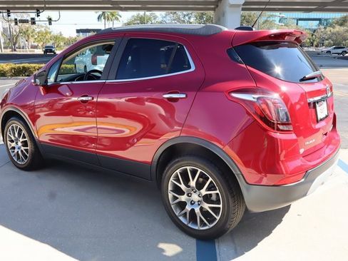 Used 2018 Buick Encore Sport Touring image 4