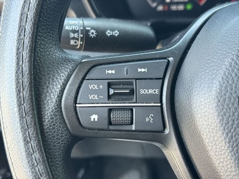 Used 2025 Honda CR-V LX image 30