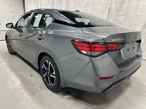 Used 2025 Nissan Sentra SV image 5