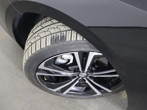 Used 2022 Nissan Sentra SR w/ Trunk Package FWD image 40