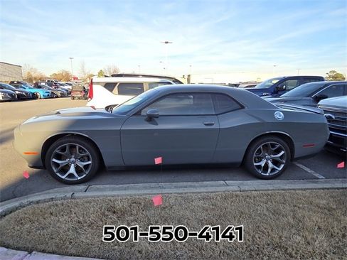 Used 2017 Dodge Challenger SXT Plus image 2