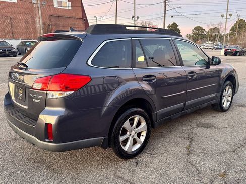 Used 2014 Subaru Outback 2.5i Premium image 7