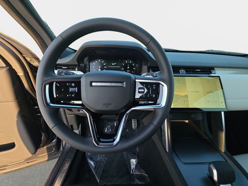 New 2026 Land Rover Discovery Sport Landmark AWD/4WD image 16