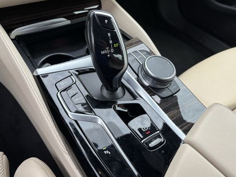 Used 2021 BMW 540i xDrive w/ M Sport Package AWD/4WD image 26