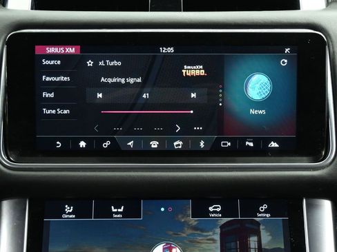 Used 2020 Land Rover Range Rover Sport HST image 34