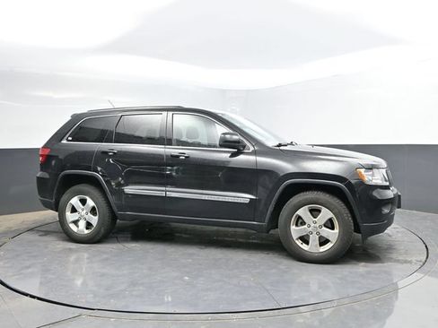Used 2013 Jeep Grand Cherokee Laredo AWD/4WD image 5