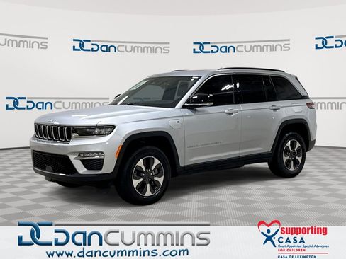 Used 2025 Jeep Grand Cherokee Limited 4xe AWD/4WD image 1
