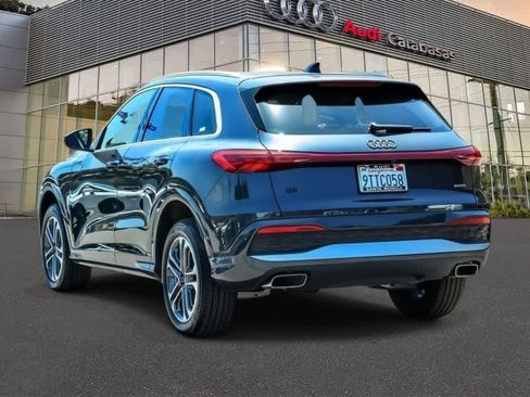 Used 2025 Audi Q5 Premium w/ Convenience Package AWD/4WD image 2