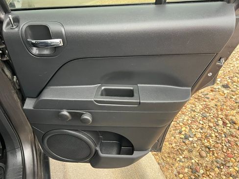 Used 2014 Jeep Patriot Sport image 20