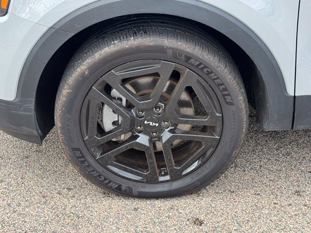 Used 2024 Kia Telluride SX X-Line AWD/4WD image 3