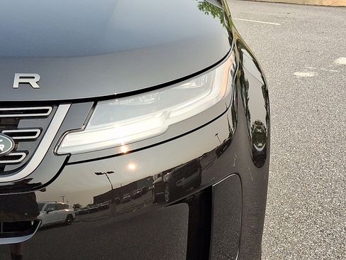 Used 2025 Land Rover Range Rover Evoque S image 10