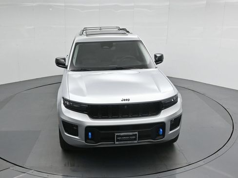 Used 2023 Jeep Grand Cherokee 30th Anniversary AWD/4WD image 38